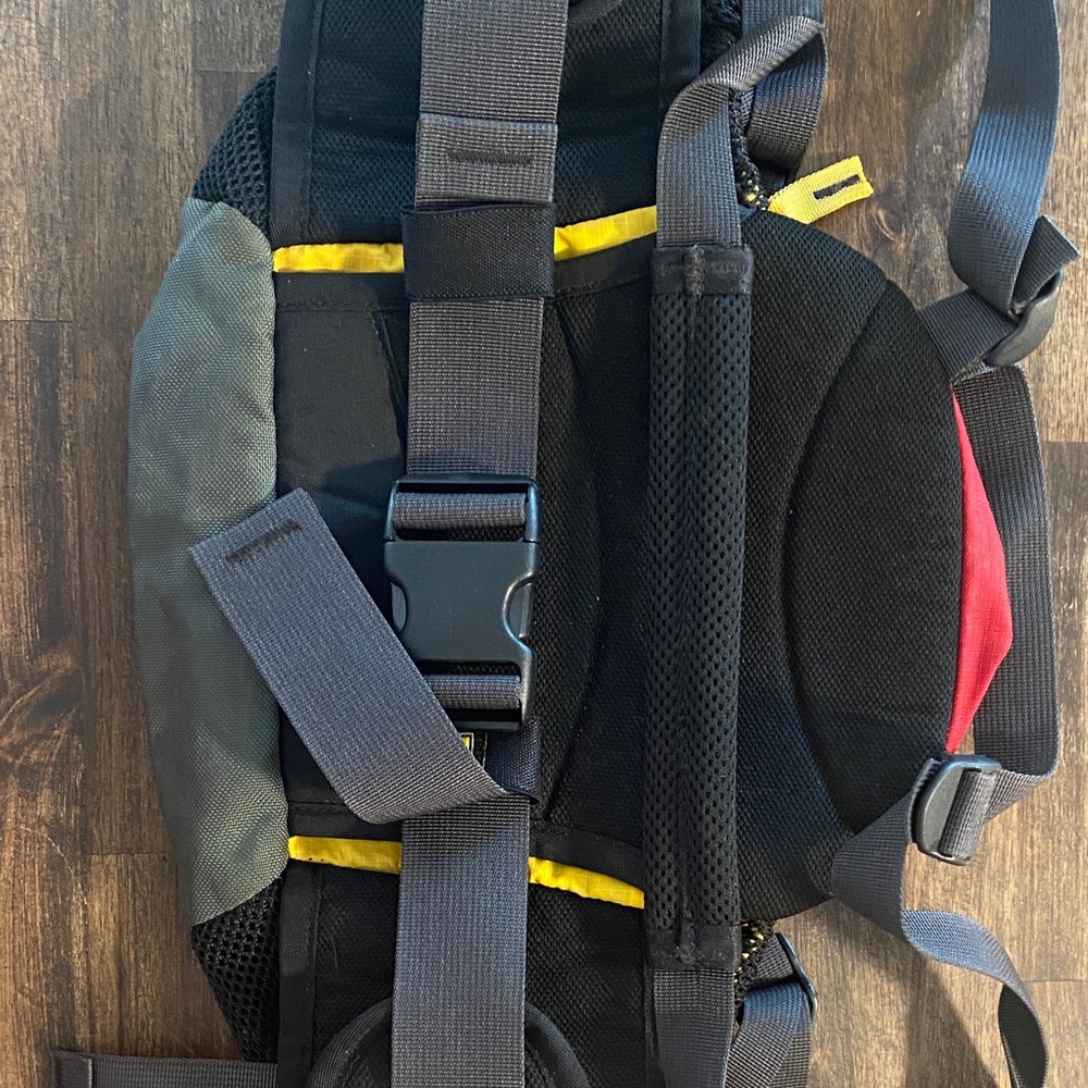 Mountain Smith Red And Gray Men's Backpack View 2